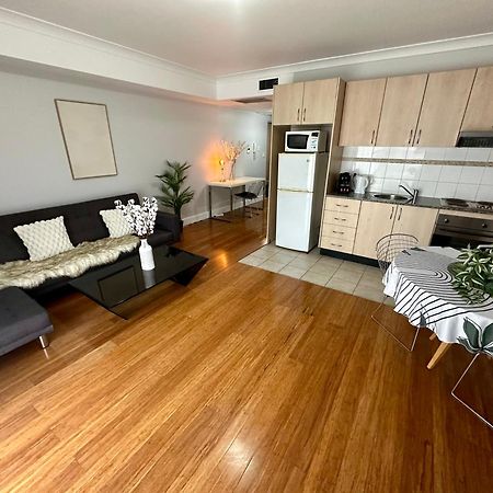Sydney Airport Suites Екстер'єр фото
