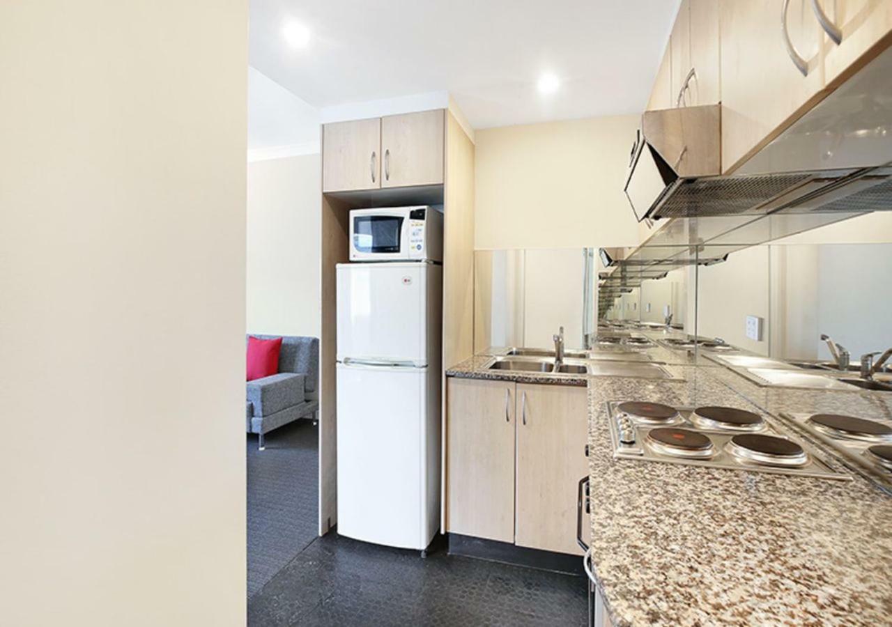 Sydney Airport Suites Екстер'єр фото