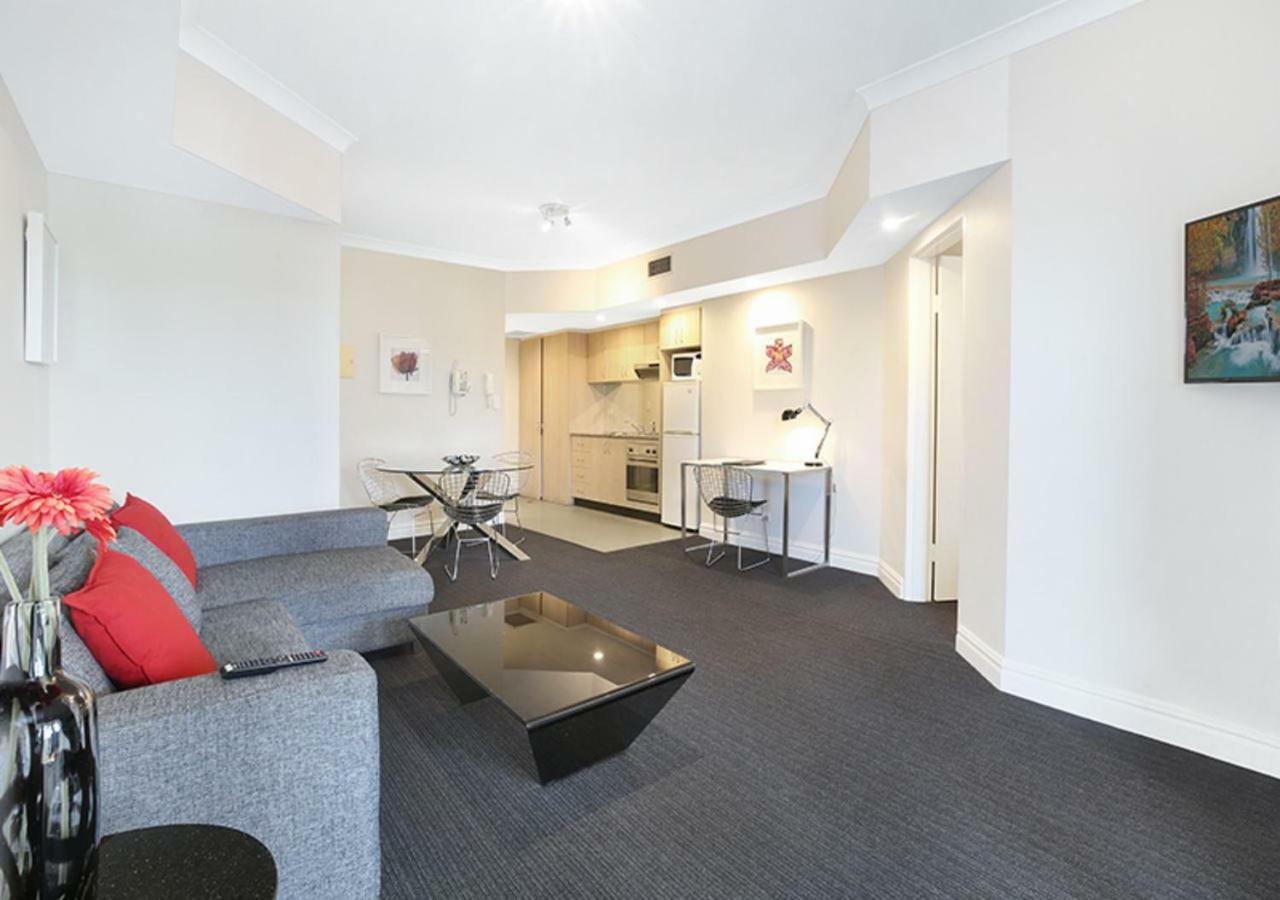Sydney Airport Suites Екстер'єр фото